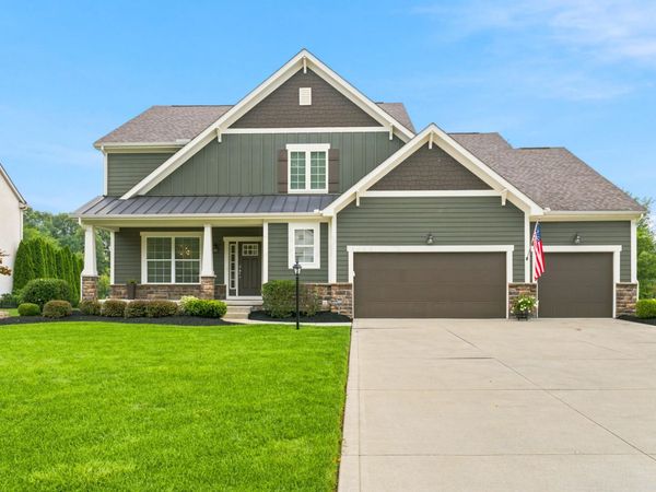 1607 Adlington Drive , Galena, OH 43021