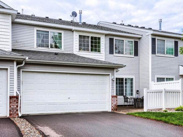 6452 158th Street W, Apple Valley, MN 55124