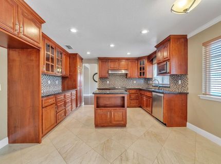 1021 Kirby Ct, Folsom, CA 95630 Photo