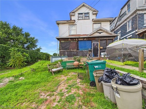 1901 Avery Street, Parkersburg, WV 26101