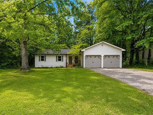 3129 Calumet Place NW, Kennesaw, GA 30152