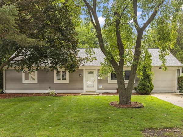 61 Eastfield Road , Montgomery, IL 60538