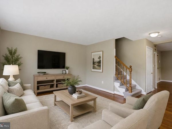 7632 W PARK DRIVE, HYATTSVILLE, MD 20783