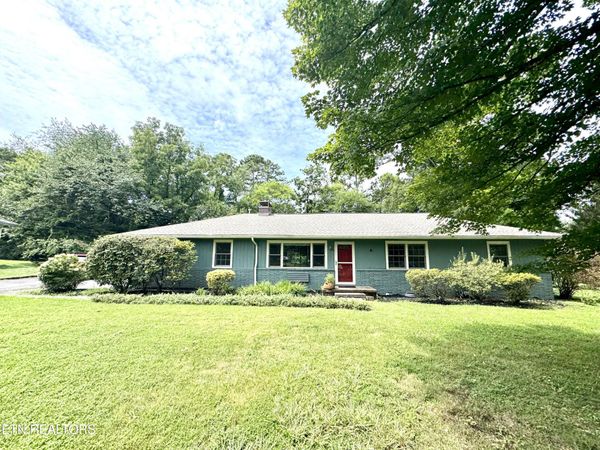 7313 Stockton Drive, Knoxville, TN 37909