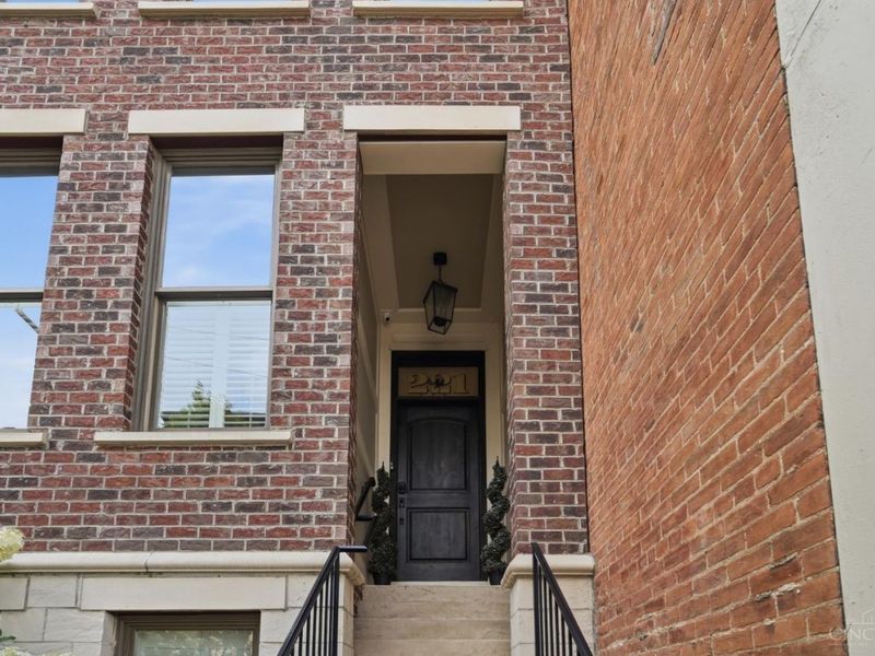 221 W Fifteenth Street, Cincinnati, OH 45202 Photo 2