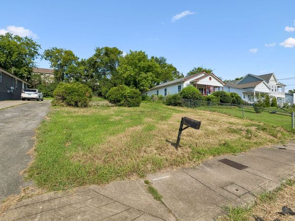 2162 Rock City St , Nashville, TN 37216