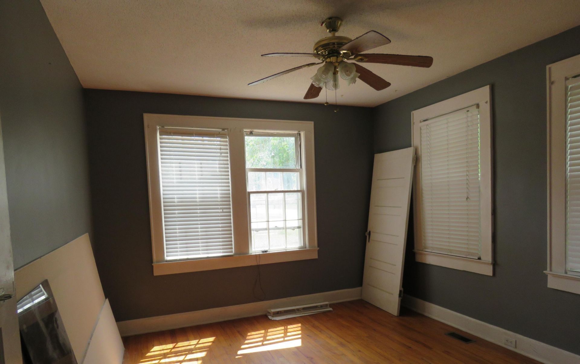 1901 Carolina Avenue Photo 4