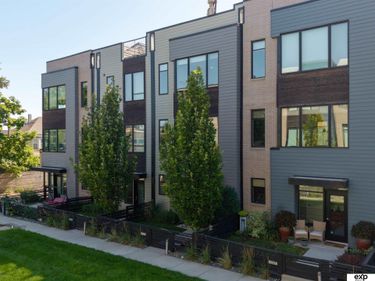 1205 S 10th Court, Omaha, NE 68108
