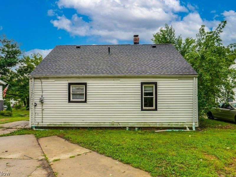 832 Caddo Avenue, Akron, OH 44305 Photo 18