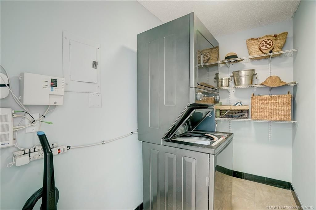 10410 S Ocean Drive, Unit 209, Jensen Beach, FL 34957 Photo