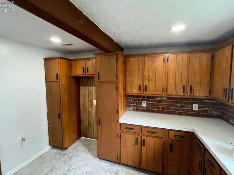 412 E Jefferson Street, Sandusky, OH 44870 Photo 4