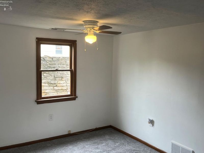 412 E Jefferson Street, Sandusky, OH 44870 Photo 8