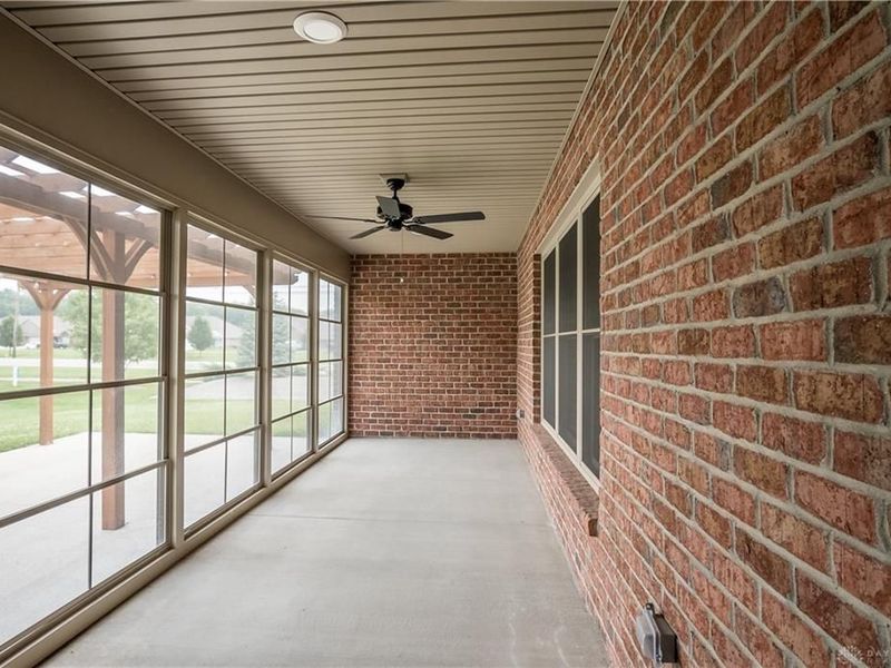 607 W Bentley Circle, Troy, OH 45373 Photo 17