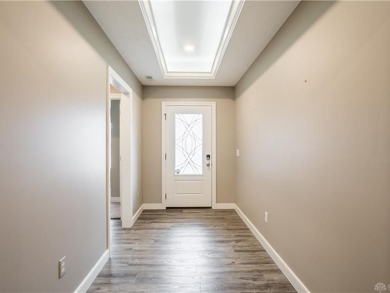 607 W Bentley Circle, Troy, OH 45373 Photo 6