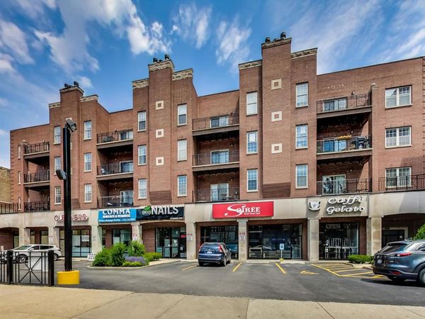 2032 W Division Street , Unit 202N, Chicago, IL 60622