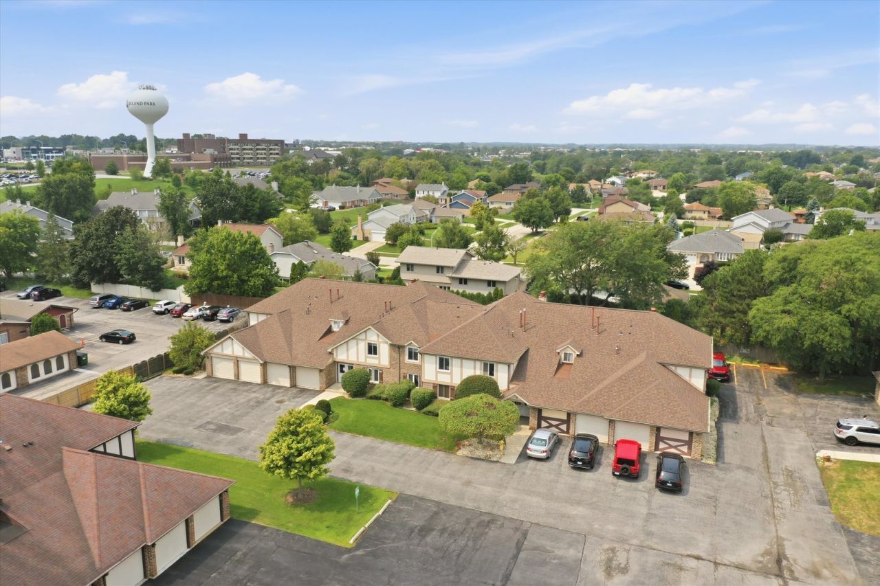 15724 Orlan Brook Drive, Unit 189, Orland Park, IL 60462 Main Photo