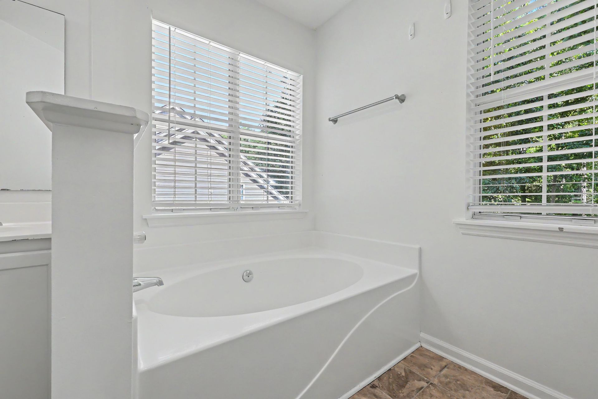 137 Stonehurst Drive Photo 21