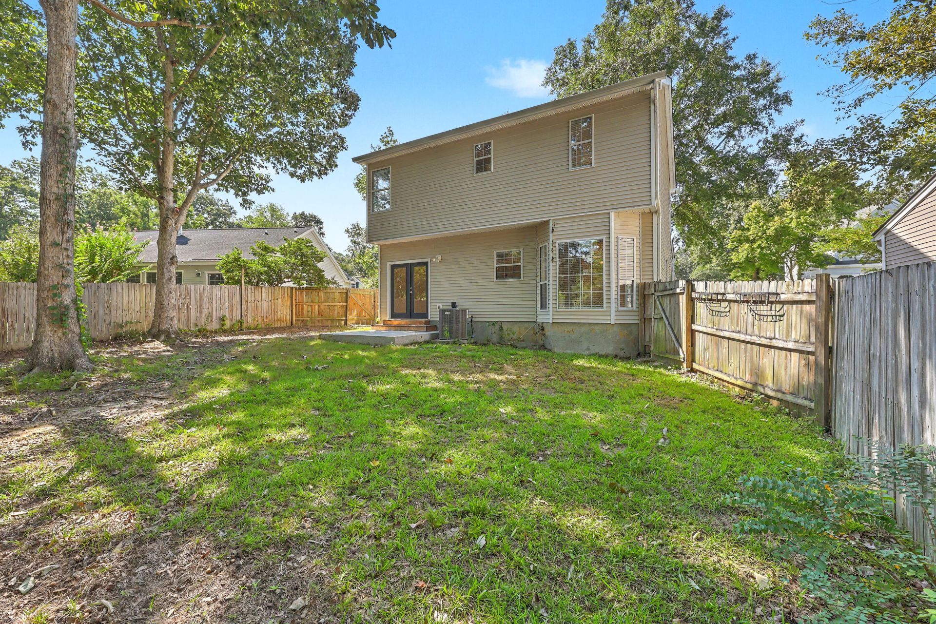 137 Stonehurst Drive Photo 29