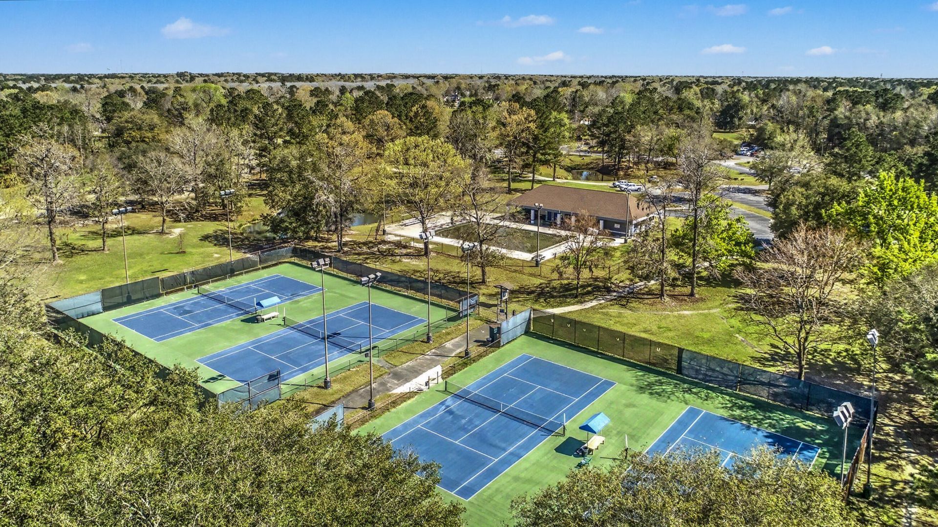 137 Stonehurst Drive Photo 35