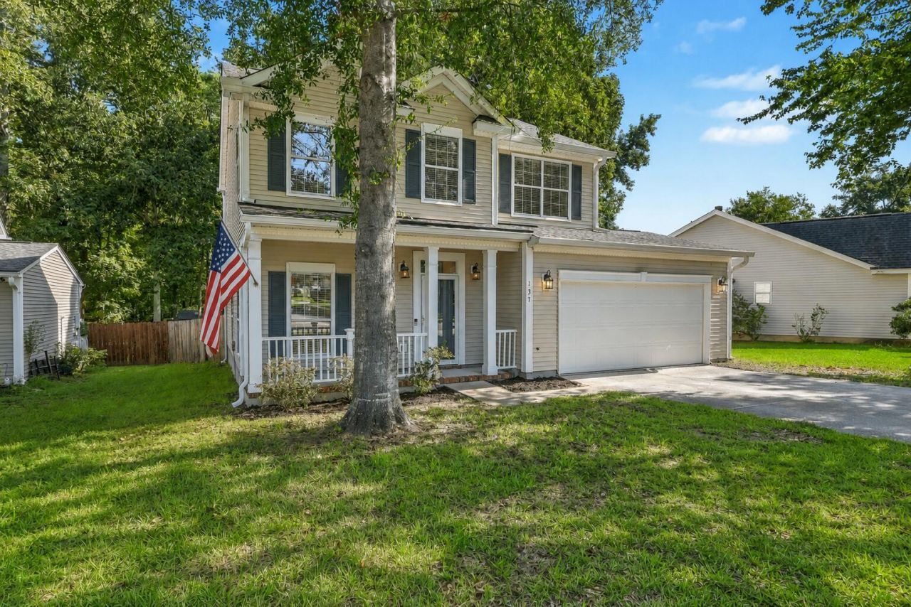 137 Stonehurst Drive Photo 5