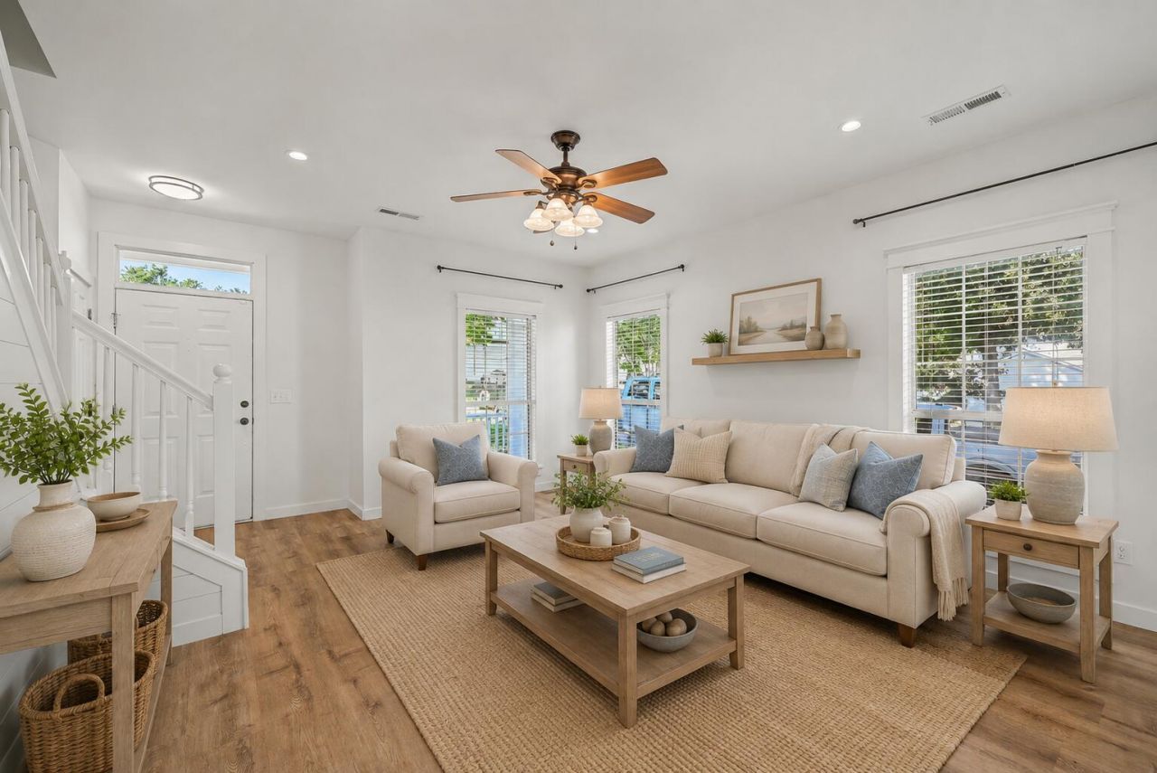 137 Stonehurst Drive Photo 8