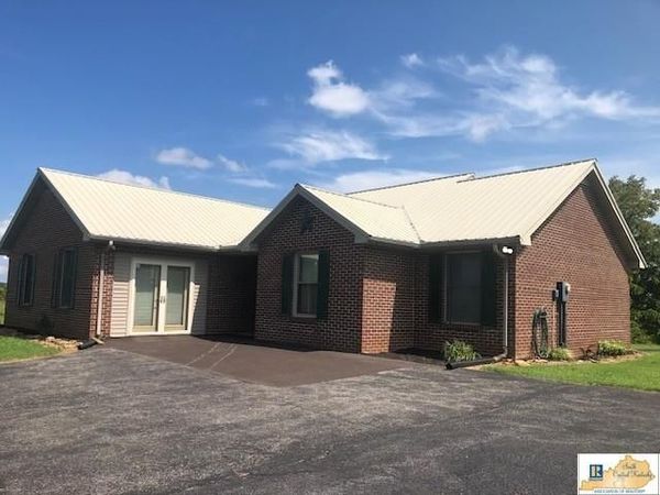 3462 Center Point Road , Tompkinsville, KY 42167