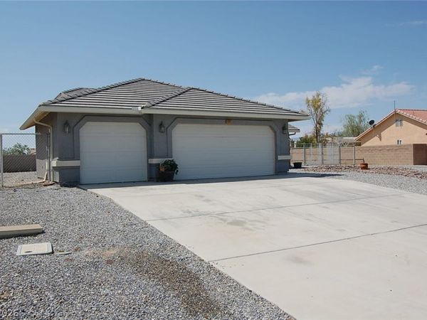 4911 E Ridgewood Drive, Pahrump, NV 89061