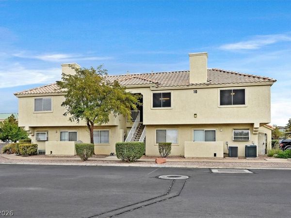 756 Anne Lane , Henderson, NV 89015