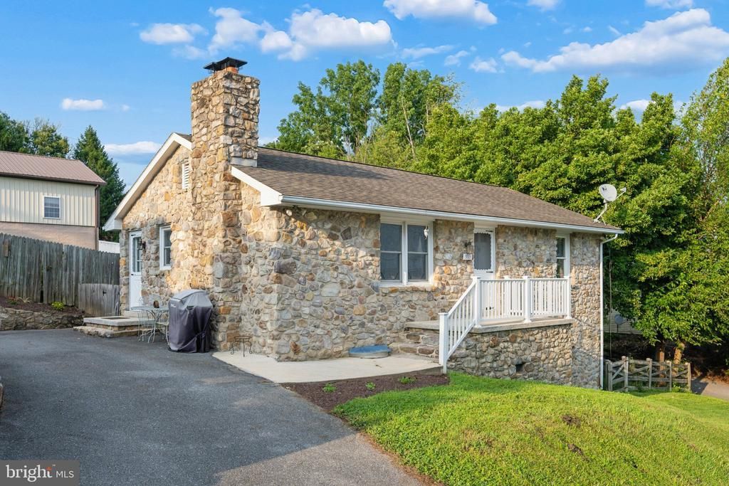 903 E C STREET E , BRUNSWICK, MD 21716