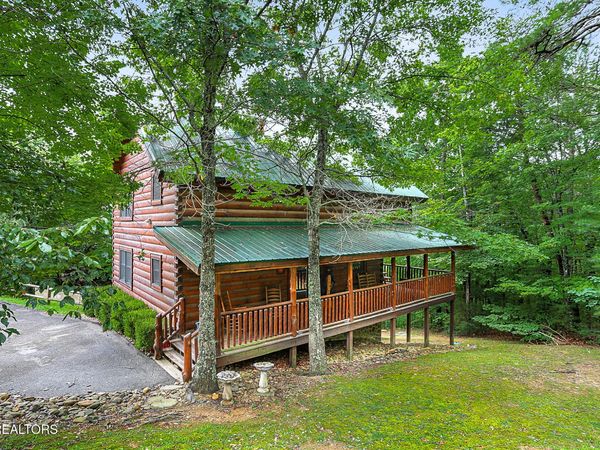 2027 Smoky Cove Rd, Sevierville, TN 37876
