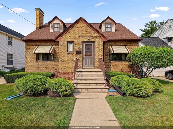 1146 DOUSMAN STREET, Green Bay, WI 54303
