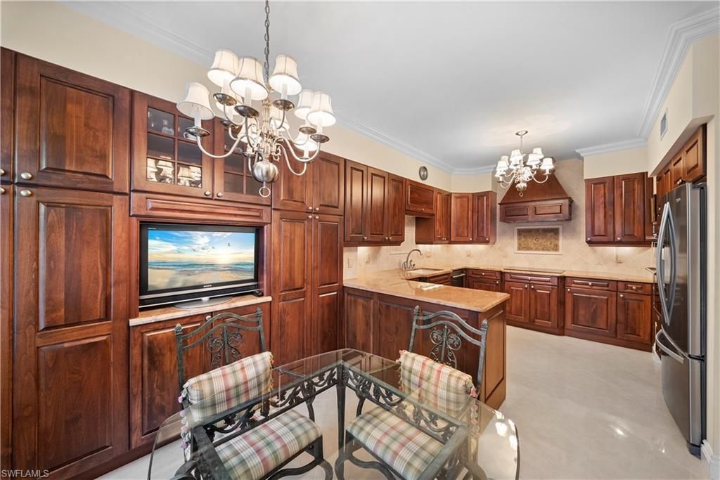 6830 San Marino Dr, Unit 711A, Naples, FL 34108 Photo