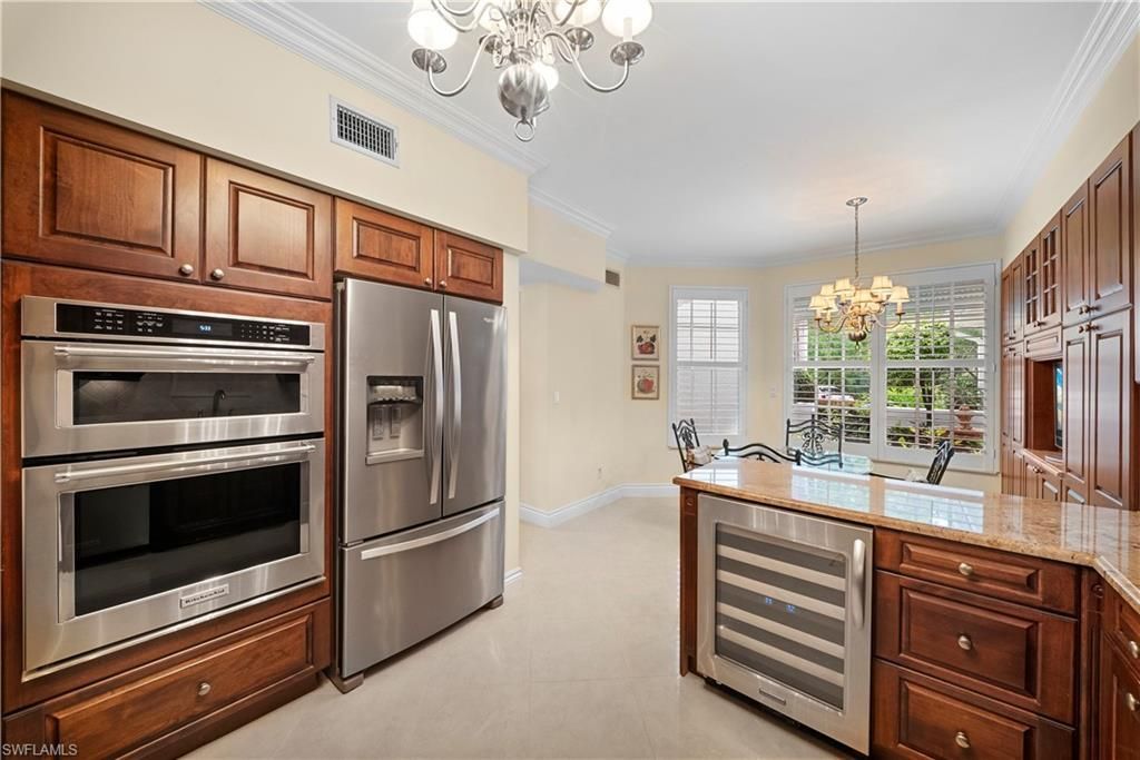 6830 San Marino Dr, Unit 711A, Naples, FL 34108 Photo