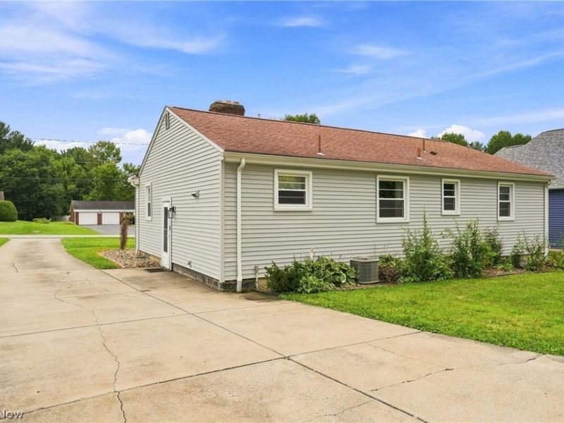 2944 Howell Drive, Poland, OH 44514 Photo 18
