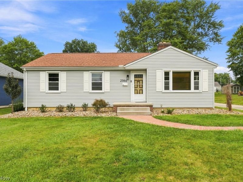 2944 Howell Drive, Poland, OH 44514 Photo 2
