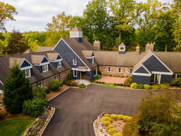 1997 Morris Drive, Niles, MI 49120