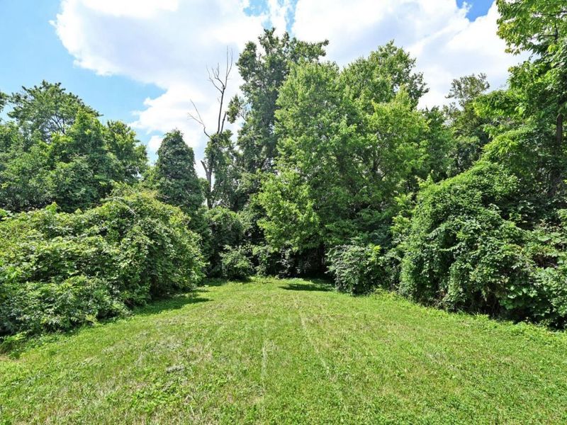 935 Woodlawn Avenue, Cincinnati, OH 45205 Photo 23