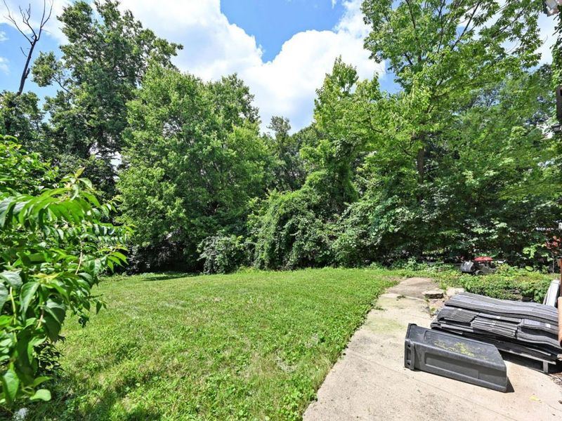 935 Woodlawn Avenue, Cincinnati, OH 45205 Photo 24