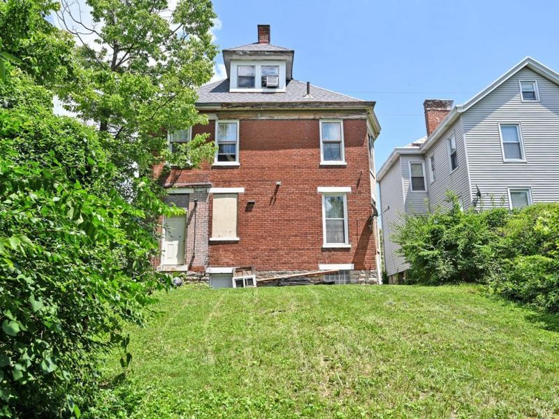 935 Woodlawn Avenue, Cincinnati, OH 45205 Photo 25