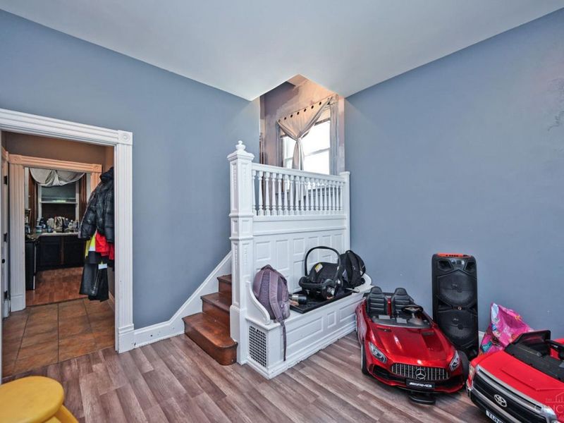 935 Woodlawn Avenue, Cincinnati, OH 45205 Photo 5