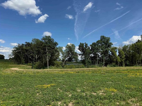 7521 California Love Trail, Middleton, WI 53562