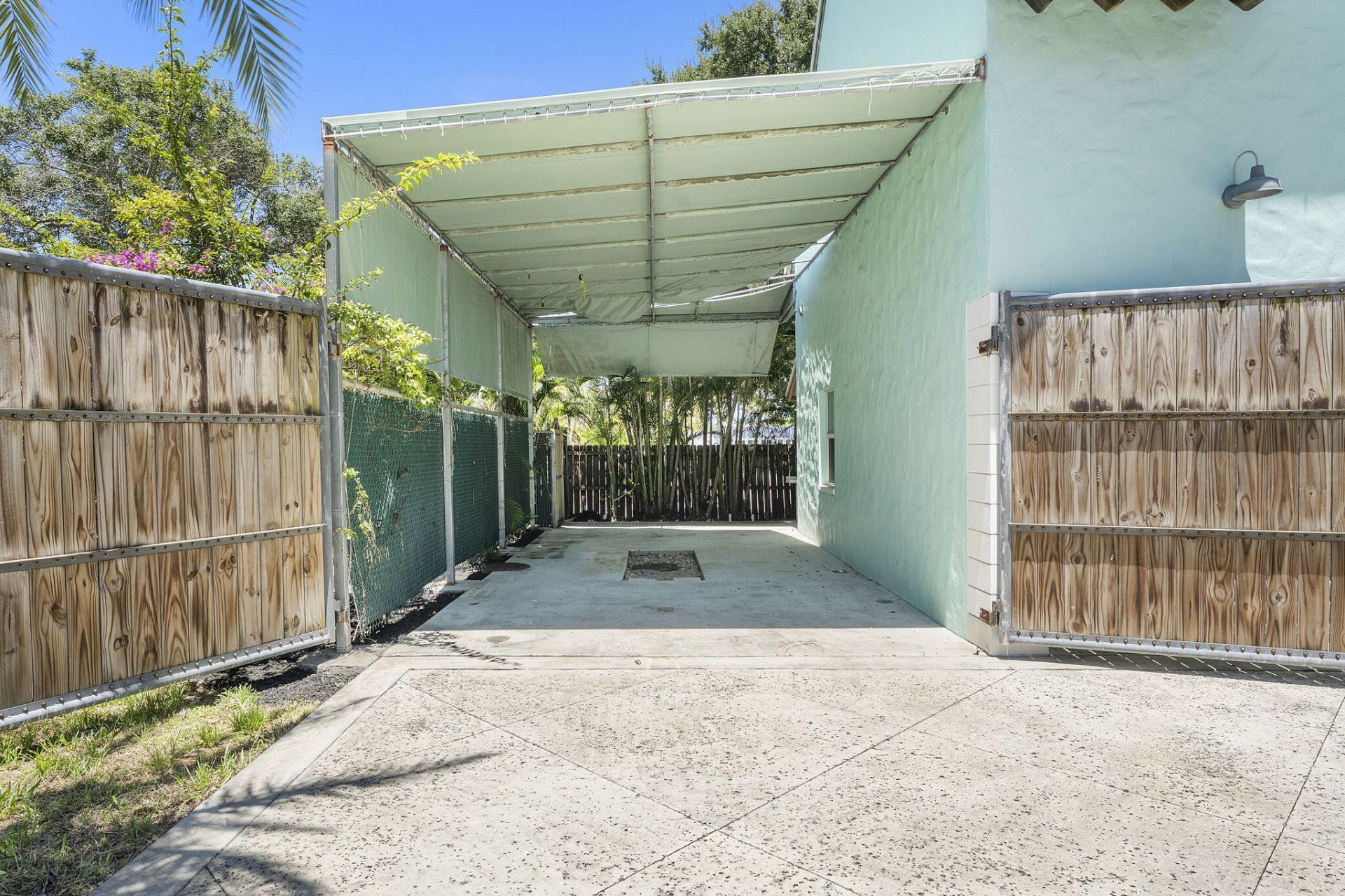 7044 Thompson Road, Boynton Beach, FL 33426 Photo