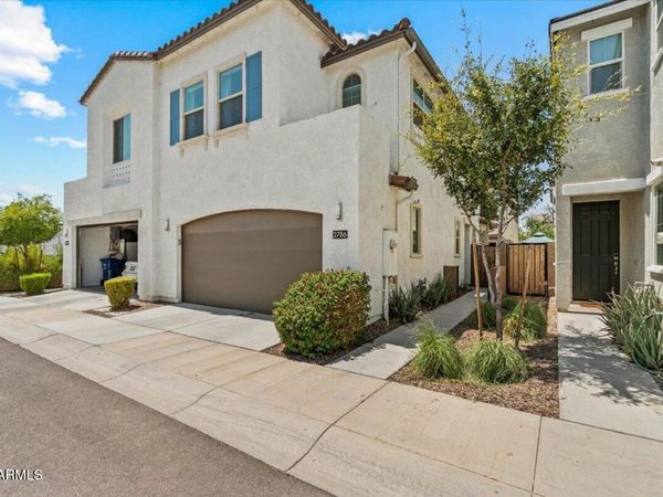 2786 S APACHE Drive, Chandler, AZ 85286