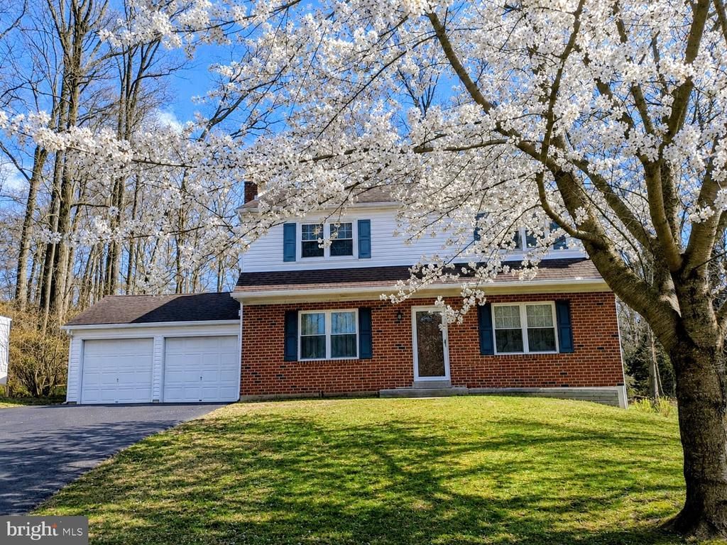 718 Bicking Drive, West Chester, PA 19382 Main Photo