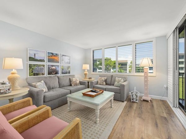 979 E Gulf Dr, Unit 242, Sanibel, FL 33957