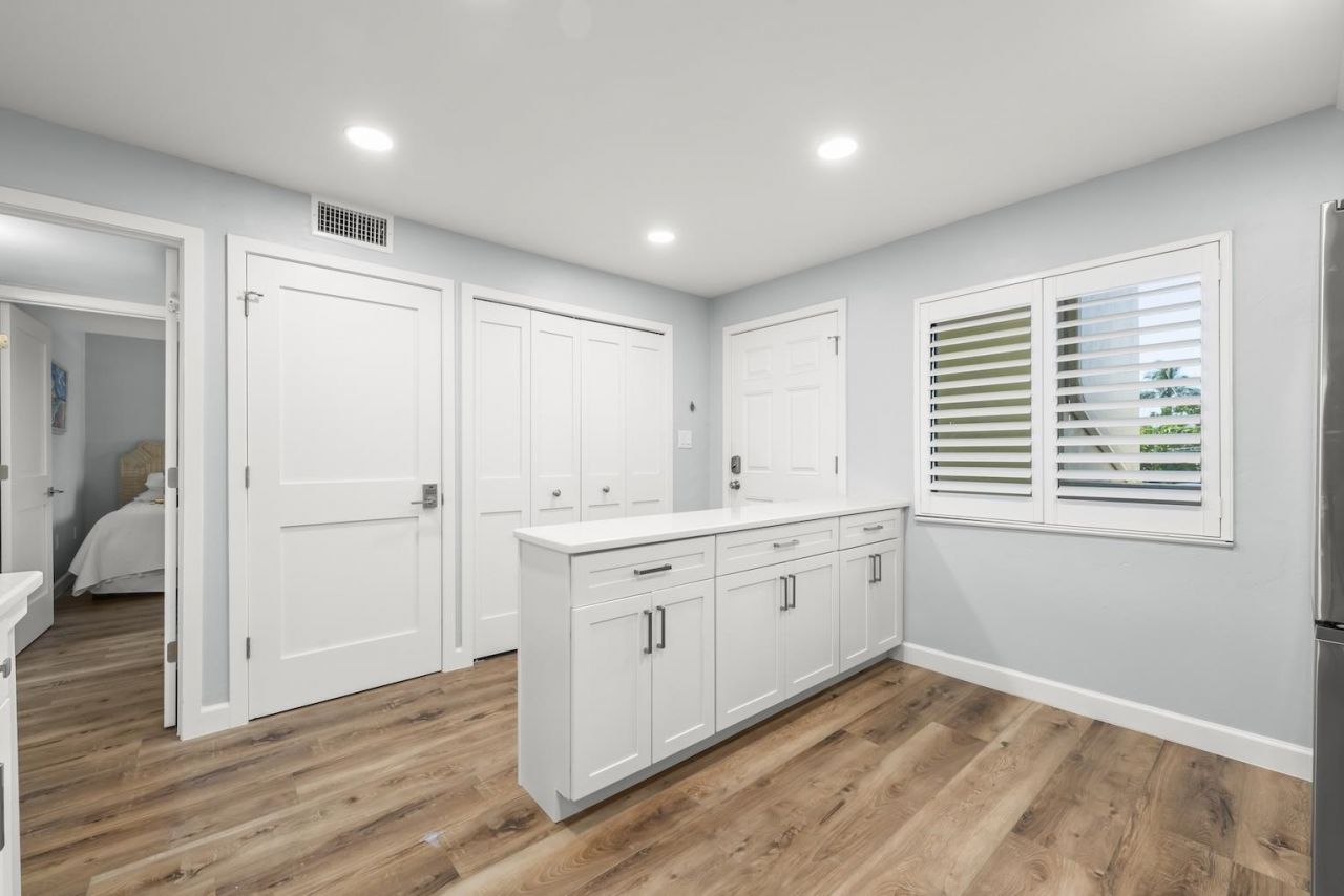979 E Gulf Dr, Unit 242, Sanibel, FL 33957 Photo