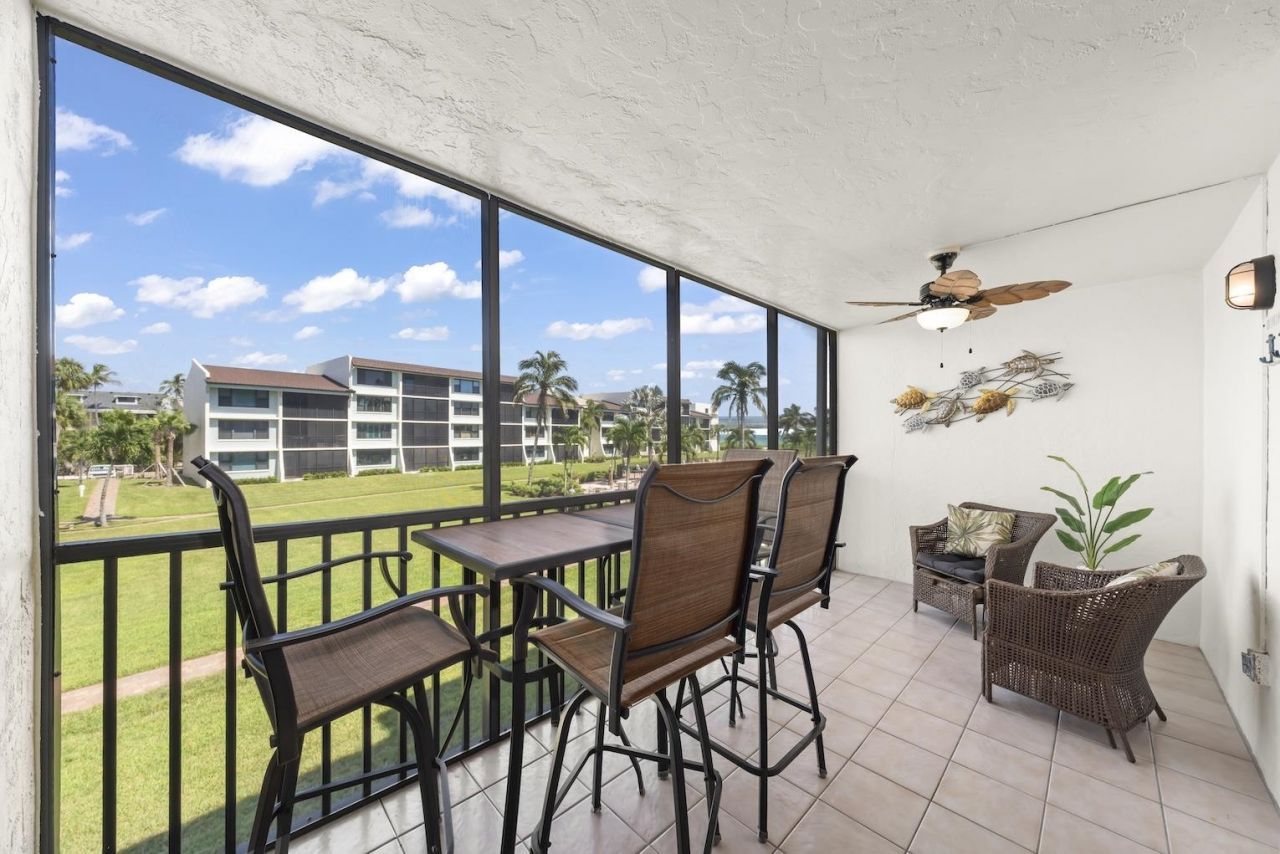 979 E Gulf Dr, Unit 242, Sanibel, FL 33957 Photo