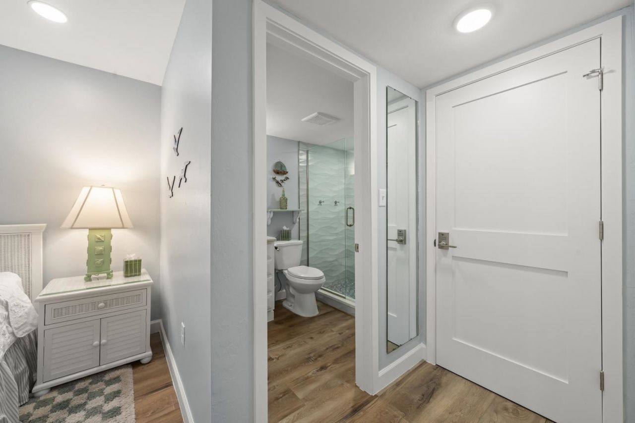 979 E Gulf Dr, Unit 242, Sanibel, FL 33957 Photo