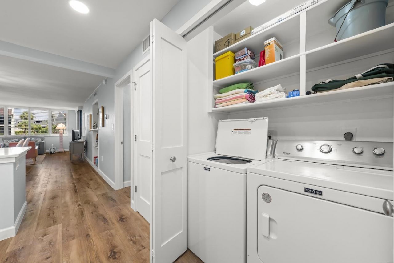 979 E Gulf Dr, Unit 242, Sanibel, FL 33957 Photo