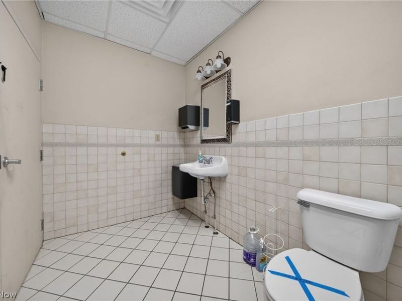 2539 W Prospect Road, Ashtabula, OH 44004 Photo 19